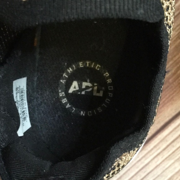 APL x Lululemon Techloom Bliss Sneakers in Black and Rose Gold Metallic - Picture 11 of 12